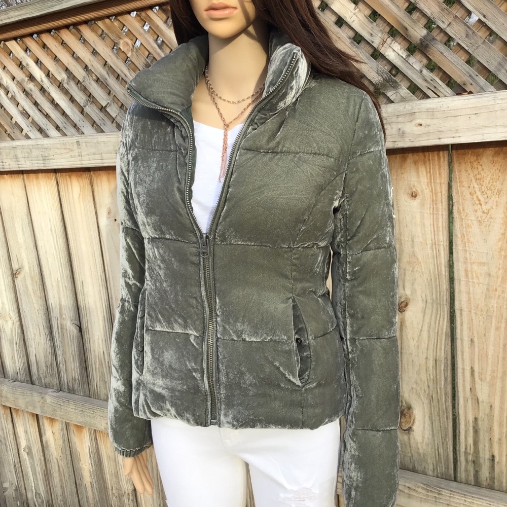 ABERCROMBIE & FITCH WIND RESISTANT VELVET PUFFER COAT - LIKE NEW-S,XS - Picture 8 of 11